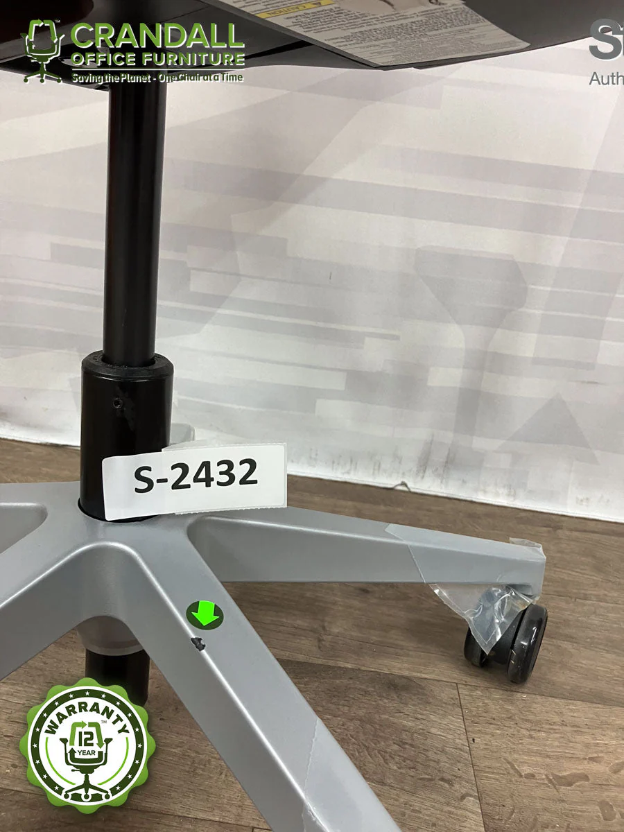 S-2432 - Steelcase Gesture - Grade B - Image 3
